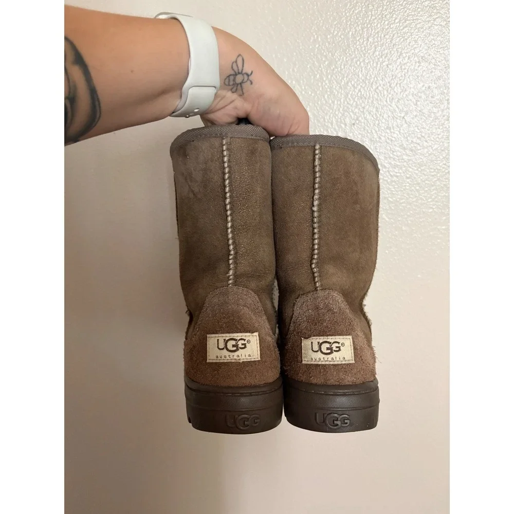 UGG Australia ultimate Short Womens Brown Suede Sheepskin Boots Size 7